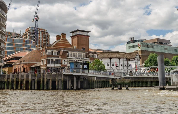 Londra Birleşik Krallık Mayıs 2022 Thames Nehri Nden Shakespeare Küresi — Stok fotoğraf