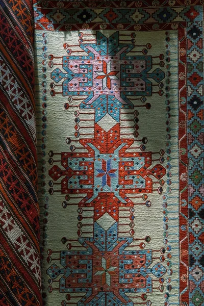 Nahaufnahme Eines Bunten Lappens Mit Traditionellem Persischen Muster — Stockfoto