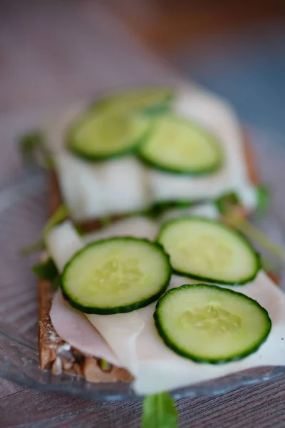 Closeup Shot Two Pieces Toast Ham Cheese Cucumber — Stock Photo, Image