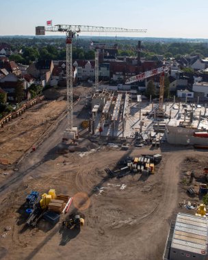 Peine, Lower Saxony, Almanya 'daki bir inşaat alanının havadan görüntüsü