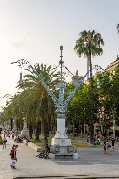 Modern Szobor Promenade Passeig Lluis Companys Barcelona Spanyolország — Stock Fotó