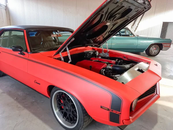 Viejo Deporte Rojo Chevrolet Camaro Ls7 Coupé Primera Generación 1969 —  Fotos de Stock