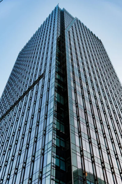 Vacker Utsikt Över Modern Byggnad Shanghai Den Blå Himlen — Stockfoto