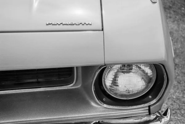 Ηπα Αυτοκίνητο Φωτογραφία Balck Και Λευκό Φιλμ Κάμερα Πλύμουθ Μπαρακούντα — Φωτογραφία Αρχείου