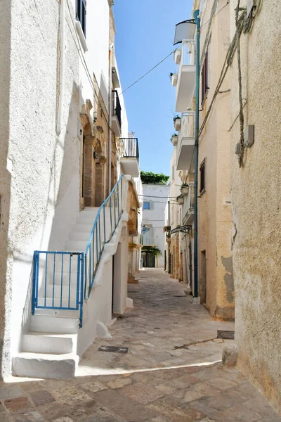 Uma Pequena Rua Entre Casas Antigas Cidade Medieval — Fotografia de Stock