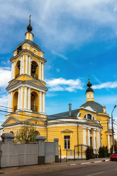 Vertikal Bild Kyrkan Herrens Himmelsfärd Kuznechnaya Sloboda Kolomna Stad Moskva — Stockfoto