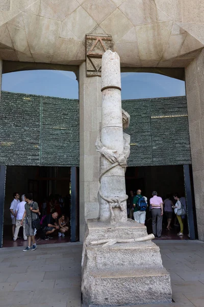 Die Statue Der Außenseite Der Sagrada Familia Entworfen Vom Modernistischen — Stockfoto