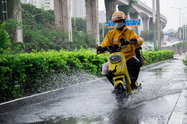 Chinese Delivery Man Bike Rainy Day — Stock Photo, Image