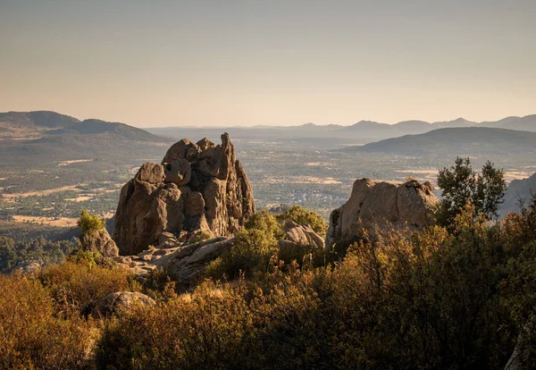 Spanya Daki Pedriza Sierra Guadarrama Ulusal Parkı Ndaki Kaya Oluşumlarının — Stok fotoğraf