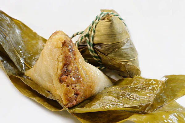 Zongzi Lub Kleiste Pierogi Ryżowe Tradycyjne Chińskie Danie Ryżowe Wykonane — Zdjęcie stockowe