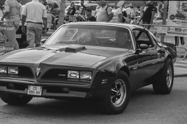 Voiture Américaine Garée Dans Rue Pontiac Firebird Trans — Photo