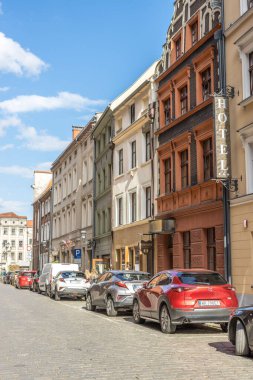 Polonya, Torun 'daki tarihi eski kasaba binalarının dikey görüntüsü.