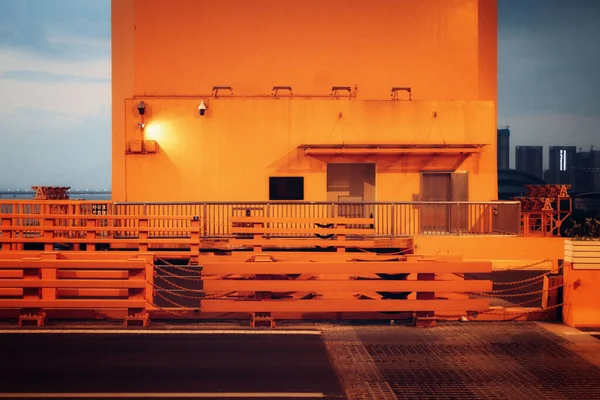 Edifício Industrial Iluminado Porto — Fotografia de Stock