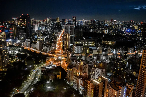 Ein Blick Aus Der Vogelperspektive Auf Moderne Gebäude Dunkler Nacht — Stockfoto