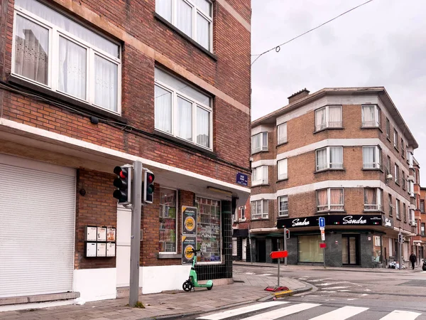 Scooter Elétrico Estacionado Pavimento Bruxelles — Fotografia de Stock