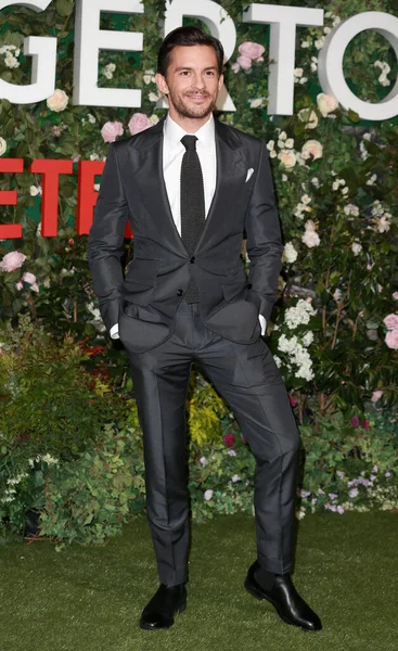 Jonathan Bailey 22 Mart 2022 'de Londra, İngiltere' de Tate Modern 'de 