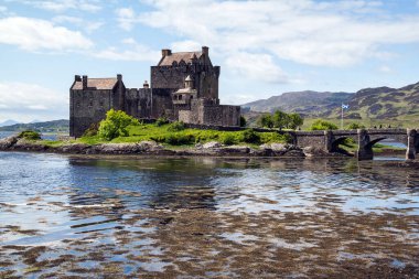 İskoçya 'nın batısındaki Eilean Donan Kalesi, İngiltere