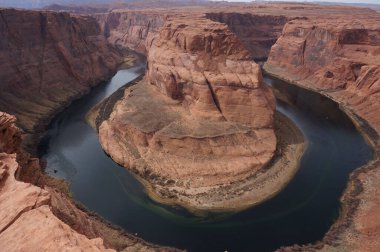 Colorado 'daki Kanyon Ulusal Parkı' ndaki Büyük Kanyon 'un güzel yüksek açılı manzarası.