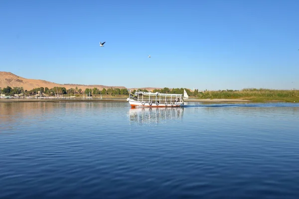 Aswan Git Doğanın Tadını Çıkar — Stok fotoğraf