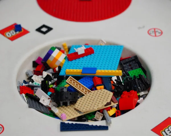 Una Mezcla Coloridos Ladrillos Lego Patio Interior Kraina Piratow — Foto de Stock