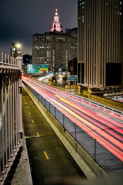 Uma Foto Vertical Ponte Brooklyn Noite Nova York — Fotografia de Stock