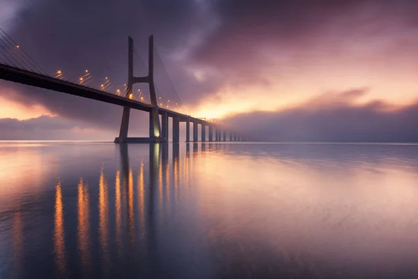 Die Schöne Aussicht Auf Die Vasco Gama Brücke Bei Sonnenuntergang — Stockfoto