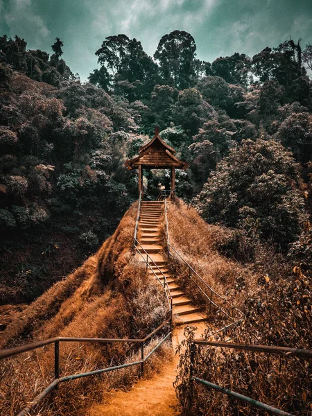 Stairs Leading Observation Deck Tad Yuang Waterfall Sunset Gloomy Clouds — Stock Photo, Image