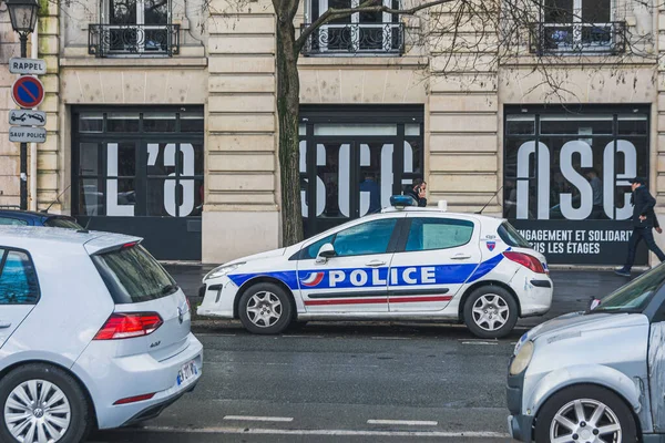 Coche Policía Francés Estacionado Calle Peugeot 308 Lado —  Fotos de Stock