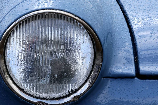 Blue Ford Built Germany 1960S Raindrops Sheet Metal Headlight — Stock Photo, Image