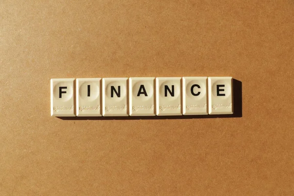 Scrabble harfleri büyük harflerle 