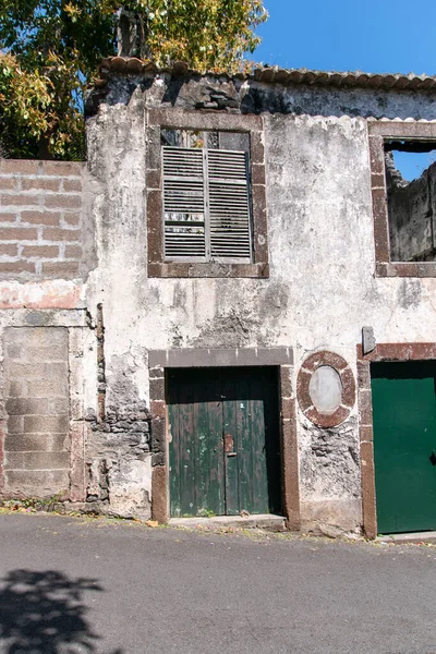 Una Hermosa Foto Una Vieja Casa Abandonada — Foto de Stock