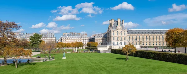 Parigi Belle Tuileries Parco Pubblico Con Rivoli Sullo Sfondo — Foto Stock