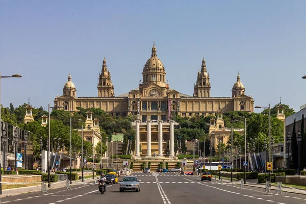 Fachada Del Palacio Nacional Montjuic Barcelona España Contra Cielo Despejado —  Fotos de Stock