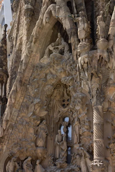 Barcelona, İspanya 'da bulunan tarihi bazilika Gaudi La Sagrada Familia' nın bir parçası.