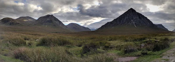 스코틀랜드에 아름다운 산들의 — 스톡 사진