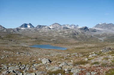 Norveç 'teki Besseggen ve Jotunheimen çevresindeki dağlar ve manzaralar