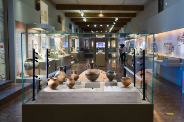 Pylos Arkeoloji Müzesi Messinia 'daki en önemli müzelerden biridir. Odalarında arkeolojik bulgular sergileniyor. Pylos, Yunanistan