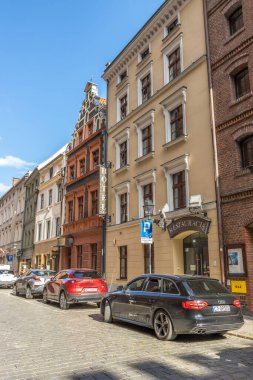 Polonya, Torun 'daki tarihi eski kasaba binalarının dikey görüntüsü.