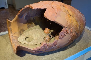 Pylos Arkeoloji Müzesi Messinia 'daki en önemli müzelerden biridir. Odalarında arkeolojik bulgular sergileniyor. Pylos, Yunanistan
