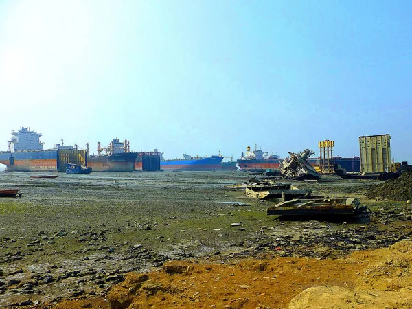 Old Ocean Ship Being Broken Ship Breaking Yard Chittagong Bangladesh — Stock Photo, Image