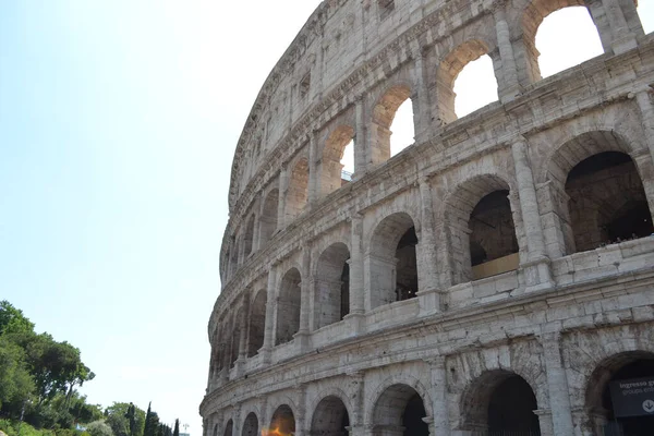 Primo Piano Del Colosseo Roma Una Giornata Sole — Foto Stock