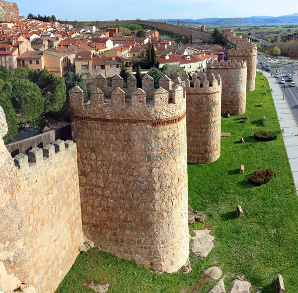 Vista Das Muralhas Que Cercam Cidade Velha Ávila Espanha Com — Fotografia de Stock