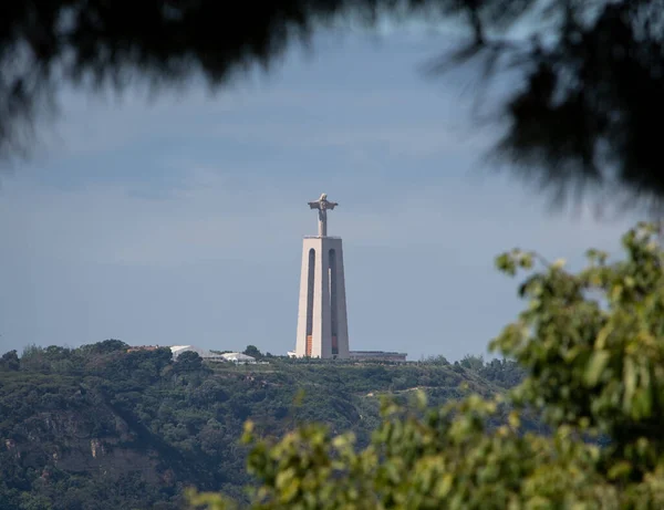 Famous Sanctuary Christ King Monument Almada Portugal Seen Tree Leaves — Stock Photo, Image