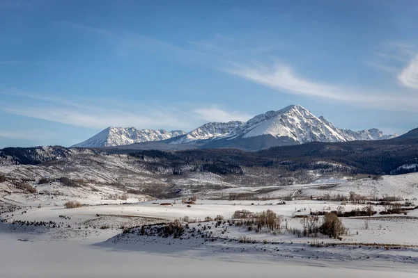 Maestose Montagne Rocciose Colorado Ricoperte Neve Una Bellissima Giornata Invernale — Foto Stock