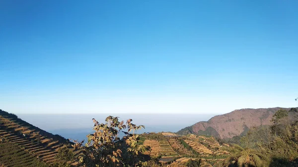 Una Vista Aérea Hermosas Montañas Día Soleado —  Fotos de Stock