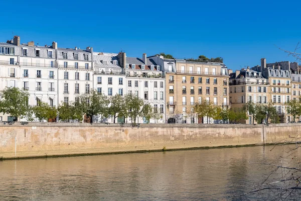 París Puente Tournelle Hermosas Fachadas Quai Orleans Ile Saint Louis —  Fotos de Stock