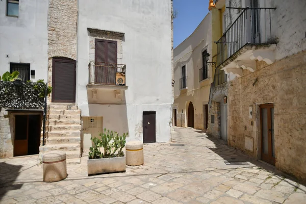Una Piccola Strada Casamassima Villaggio Con Case Colore Blu Puglia — Foto Stock