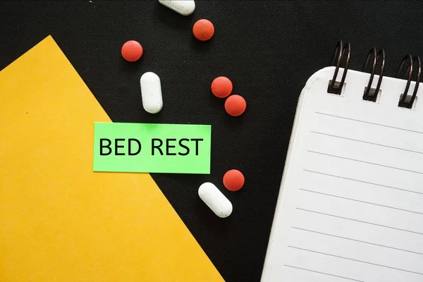 View Medicinal Tablets Notebook Yellow Paper Text Bed Rest — Stock Photo, Image