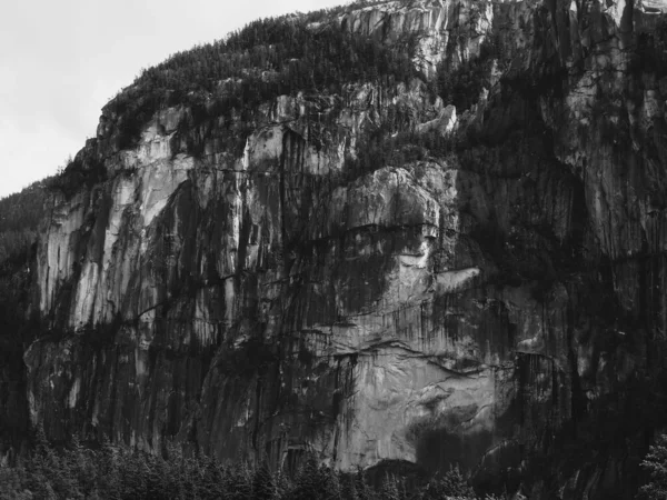 Grayscale Shot Some Cliffs Daytime — Stock Photo, Image