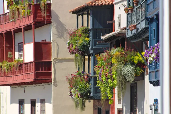 Bunte Traditionelle Balkone Einer Alten Stadt Santa Cruz Palma Kanarische — Stockfoto